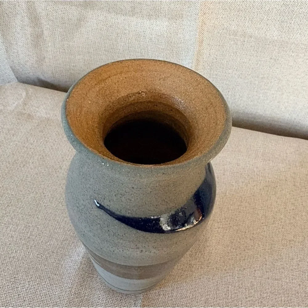 Vintage Handmade Dominican Republic Studio Pottery Vase Stoneware